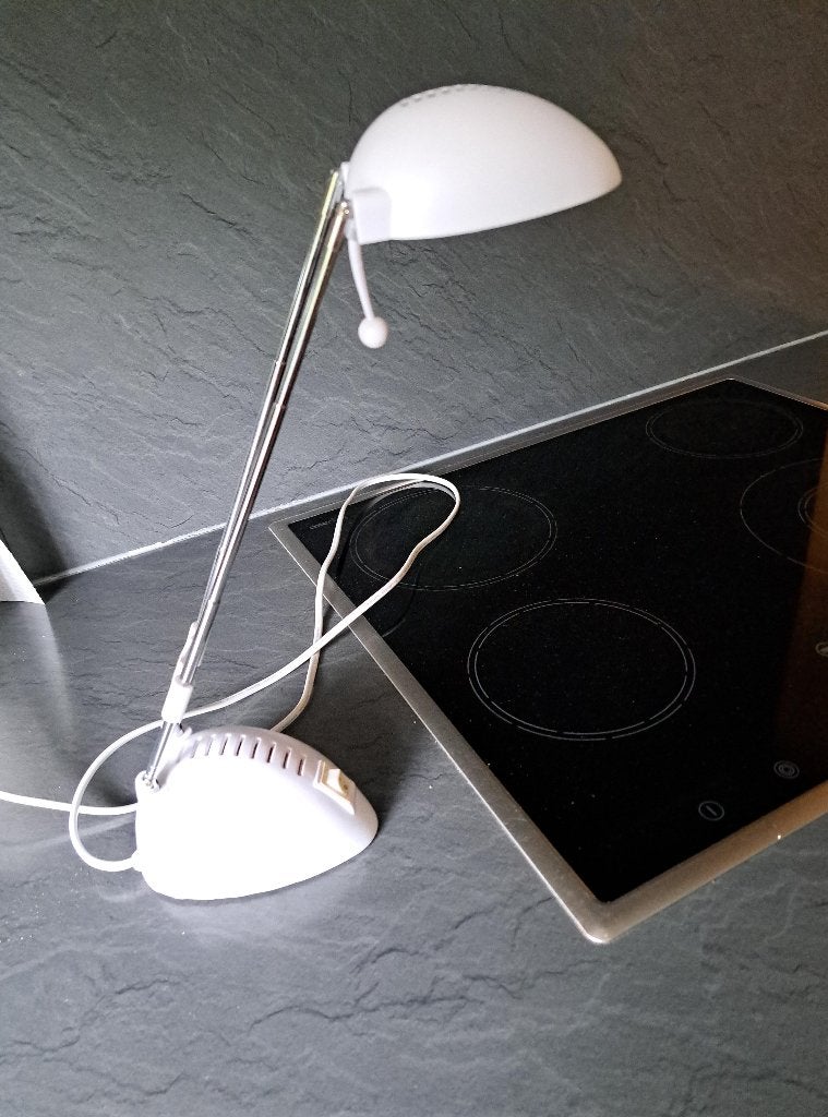 lampe de bureau Massive, en parfait état, Blanc, Comme neuf, Moderne, Avec interrupteur