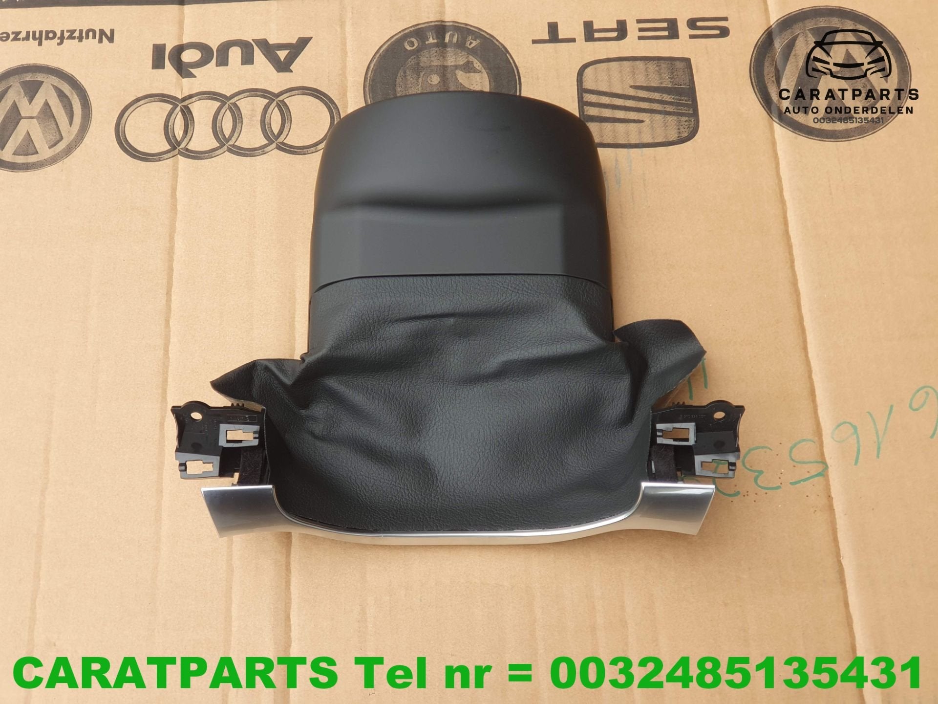 4G0953515 A6 capuchon de volant A7 S6 S7 RS6 RS7 4G C7, AUDI AG, Auto-Union-Strasse 1
85045  Ingolstadt, DE, Audi, Utilisé
