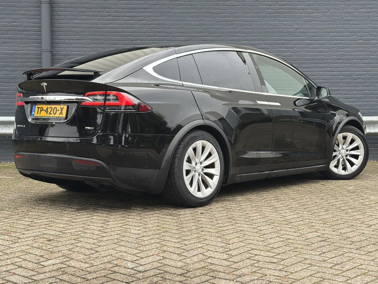 Tesla Model X 75D Base | € 18.200,- NETTO! |, Autos, Model X, Achat, Entreprise, 417 km