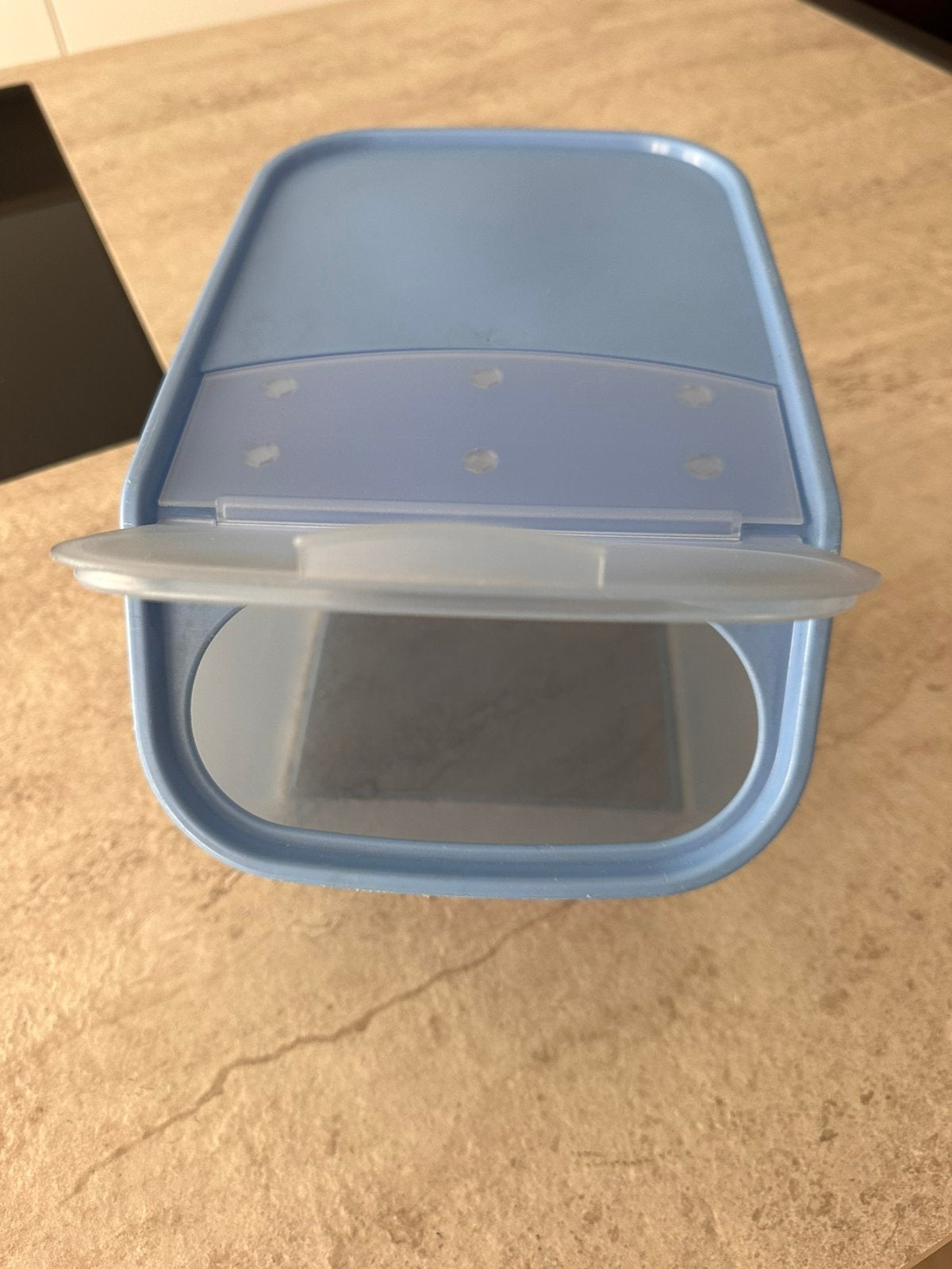 Boîte à provisions Tupperware avec couvercle, Enlèvement, Comme neuf