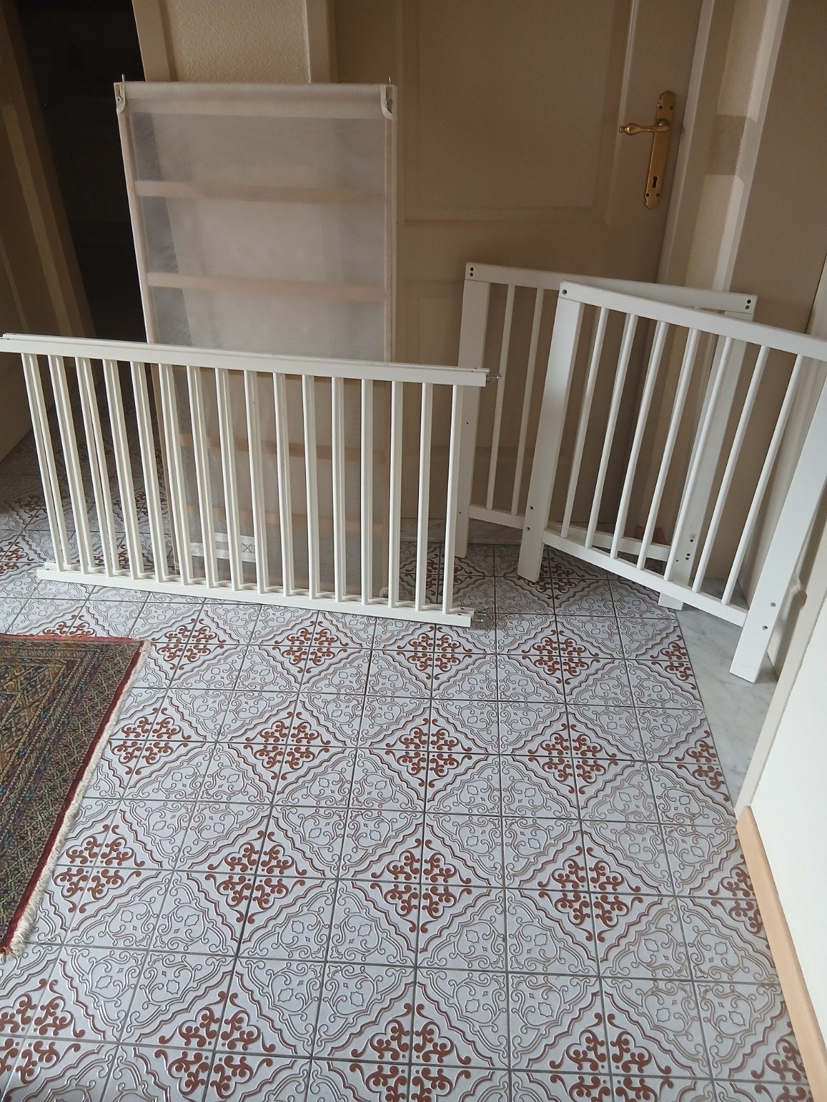 Bedje en nieuwe matras., Ophalen