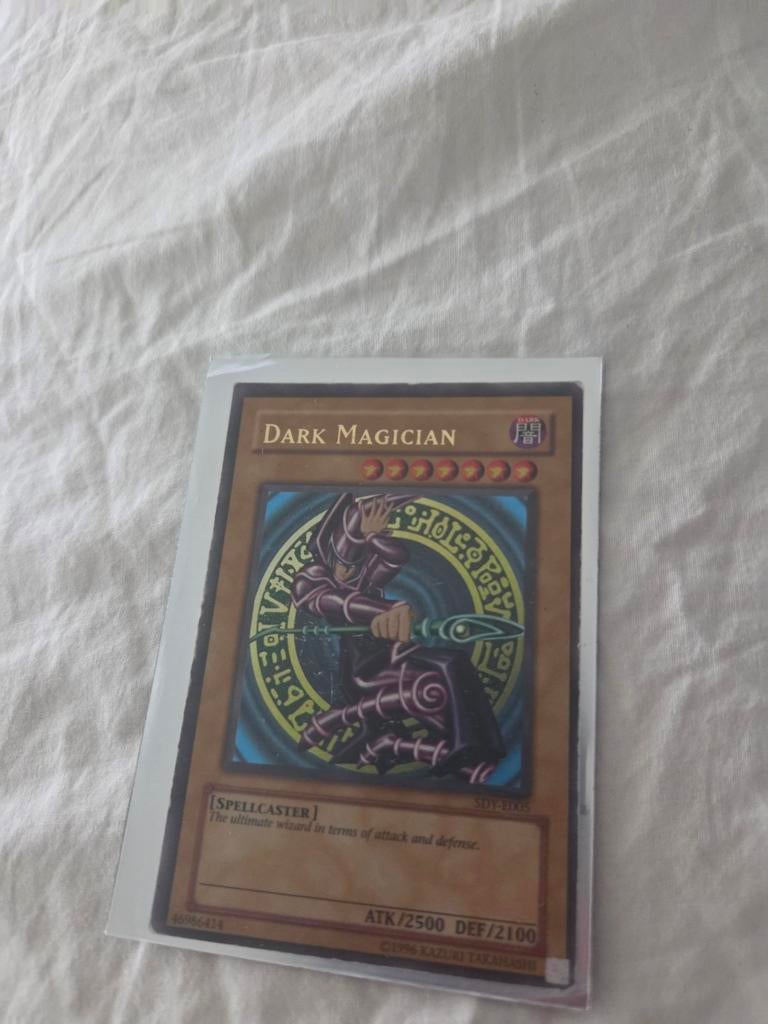 Yugioh, première édition, Black Magician, Enlèvement