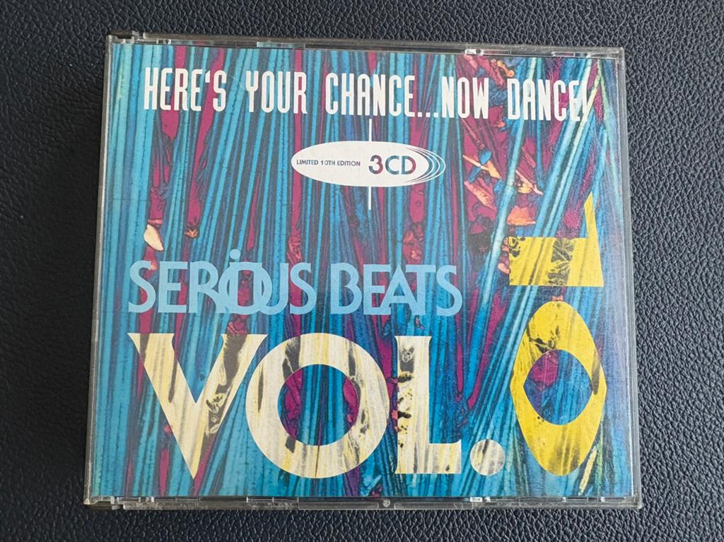 Serious beats 10 limited edition3 cd, CD & DVD, CD | Dance & House, Utilisé, Techno ou Trance, Enlèvement ou Envoi