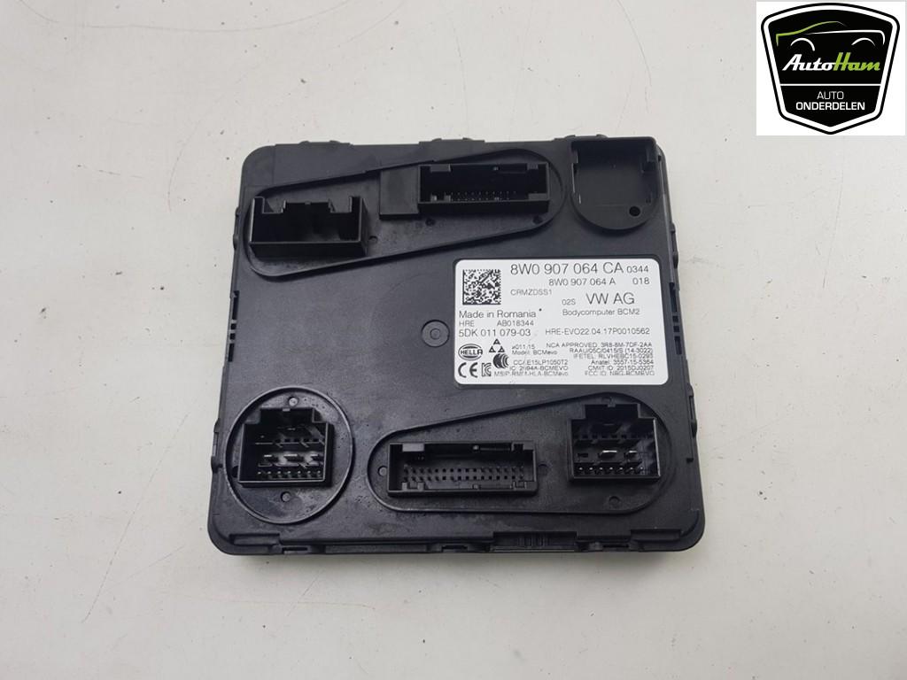 ORDINATEUR UNITE COMMANDE ELECTRONIQUE Audi A4 Avant (B9), Utilisé, Audi