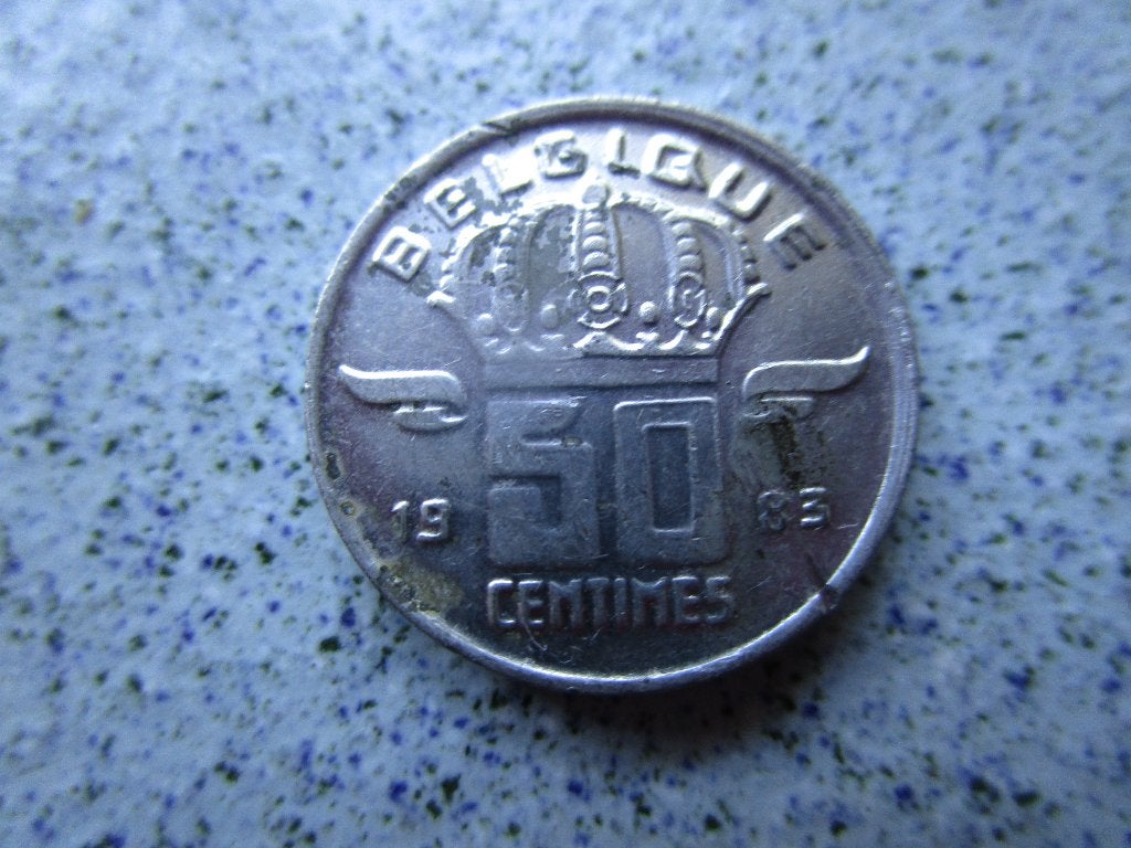 1 stuk van 50 centimes uit 1983 (nikkelkleurig), Postzegels en Munten, Munten | België, Ophalen, Losse munt
