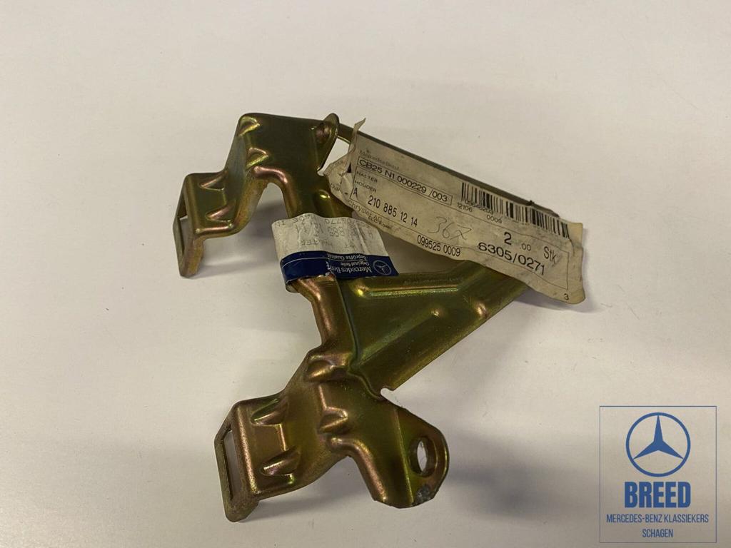 NOS mistlamphouder rechts voor Mercedes-Benz W210 E-Klasse, Auto-onderdelen, Verlichting, Mercedes-Benz, Nieuw, Ophalen of Verzenden