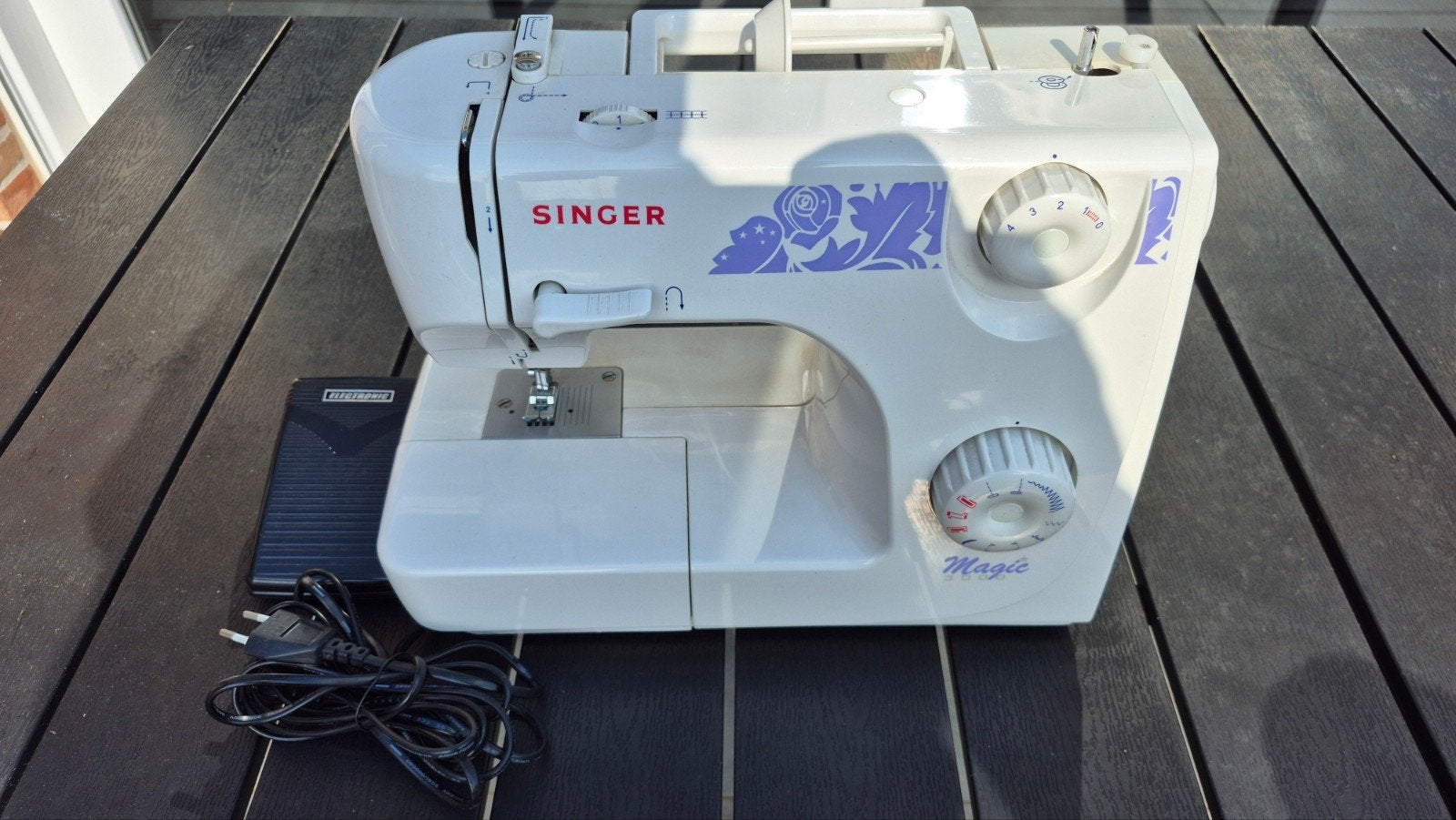 Singer 8280 Naaimachine, Enlèvement ou Envoi, Comme neuf, Machine à coudre, Singer