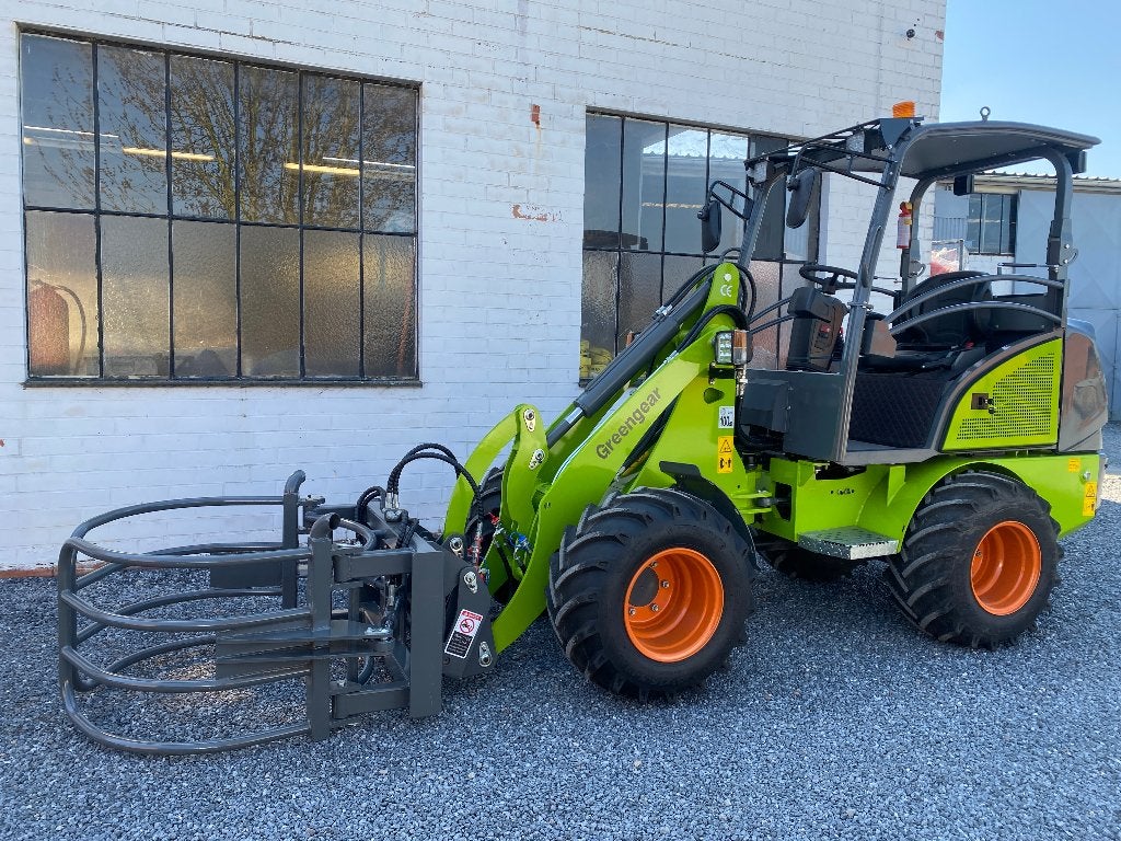 Wiellader MT1090 - Diesel - Kubota - MICROTRACTORS.COM, Ophalen, Wiellader of Shovel