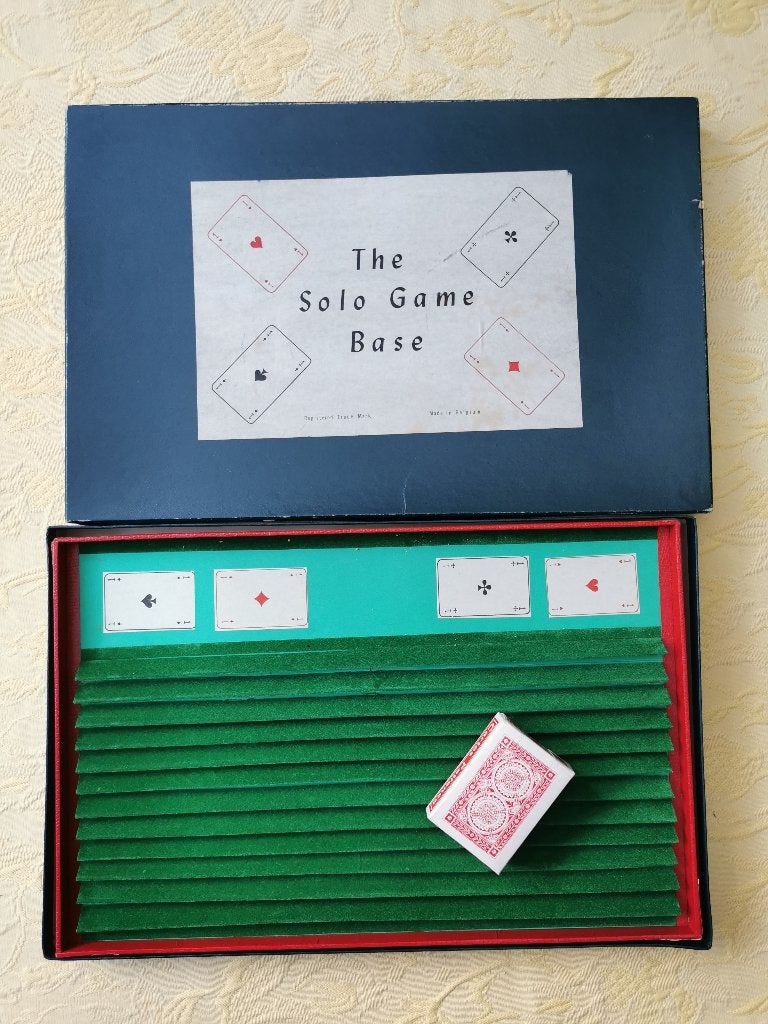 Vintage Patience bord The Solo Game Base solitaire kaartspel, Een of twee spelers, Ophalen of Verzenden, Zo goed als nieuw, The solo game base