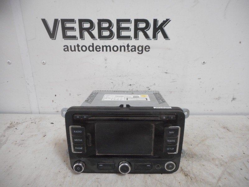 BEDIENINGSPANEEL NAVIGATIE Polo V (6R) (3c0035270b), Auto-onderdelen, Robert Bosch AG, Gebruikt, Volkswagen, Robert-Bosch-Allee 1
74232  Abstatt, DE
