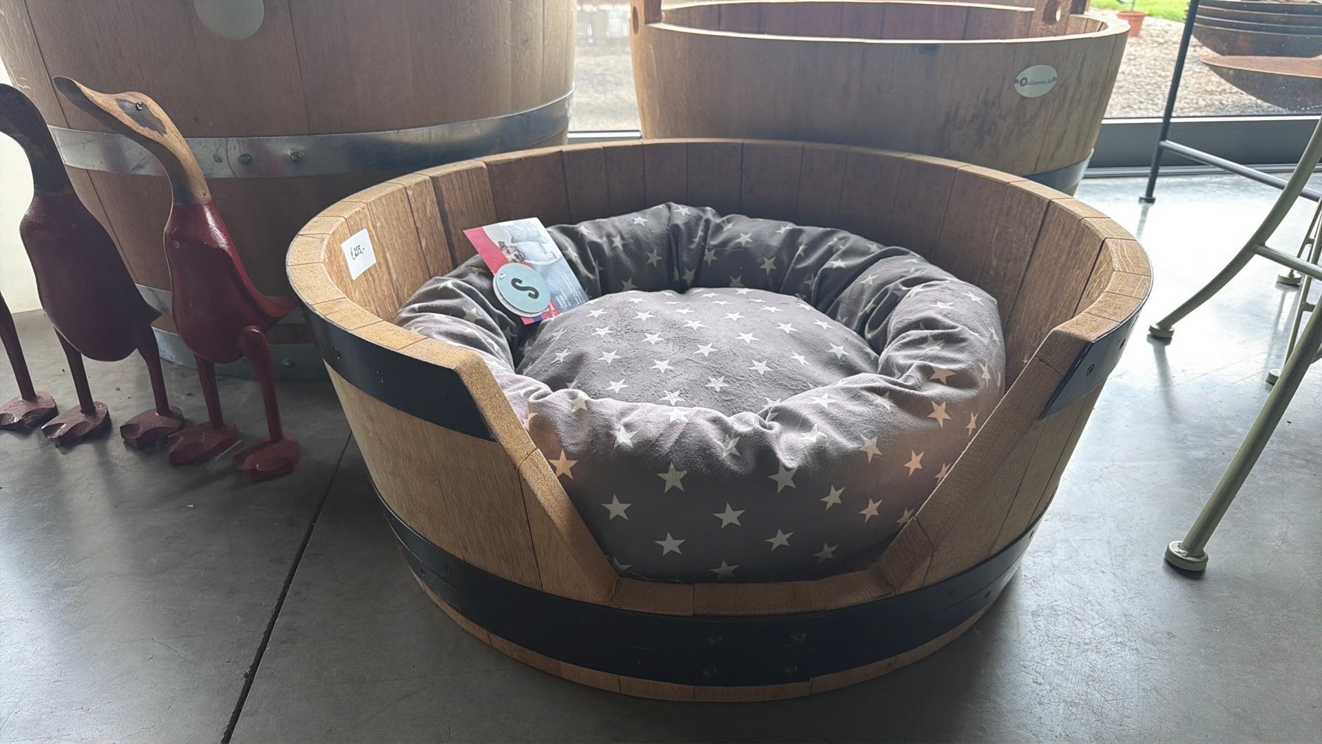 Nieuwe eiken hondenmand met kussen, Dieren en Toebehoren, Ophalen, Nieuw