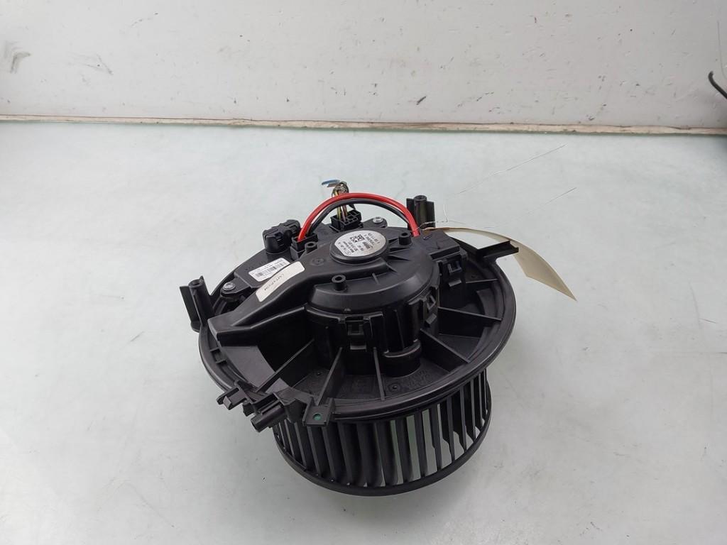 KACHEL VENTILATORMOTOR Volkswagen Tiguan (AD1), Dhr. J. Ham, Gebruikt, Volkswagen, Administratie@autoham.nl