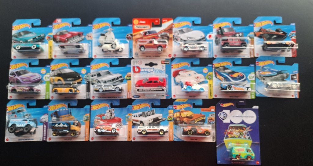 hot wheels matchbox burago mélange, Enlèvement ou Envoi, Comme neuf, Voiture