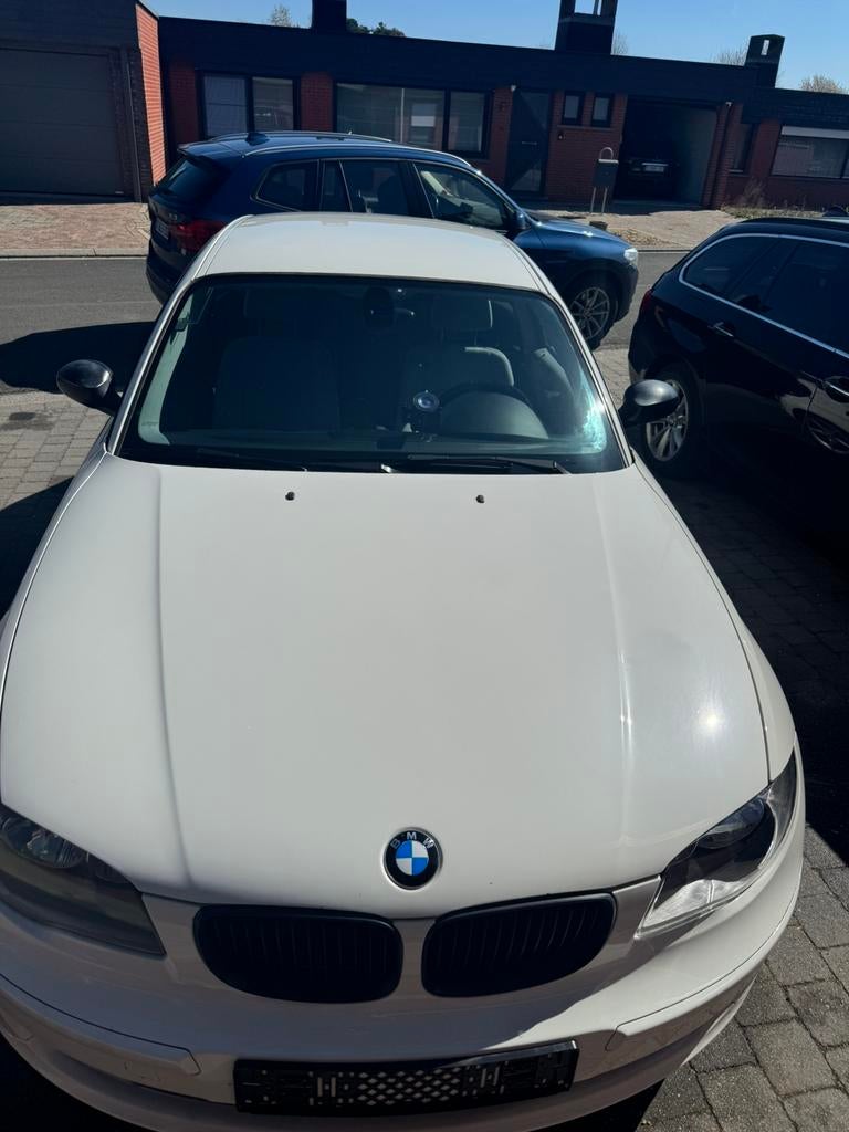 BMW 116i, Auto's, BMW, 1599 cc, 4 cilinders, Wit, Handgeschakeld