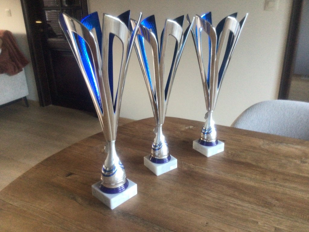 Trofee, Ophalen
