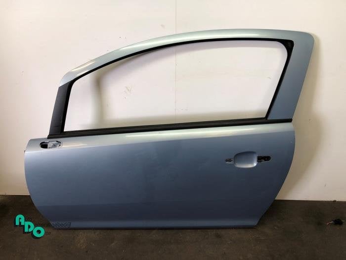 Portière 2portes gauche d'un Opel Corsa (Corsa D 07-) (Z21C, -, Opel, 3 mois de garantie, Utilisé