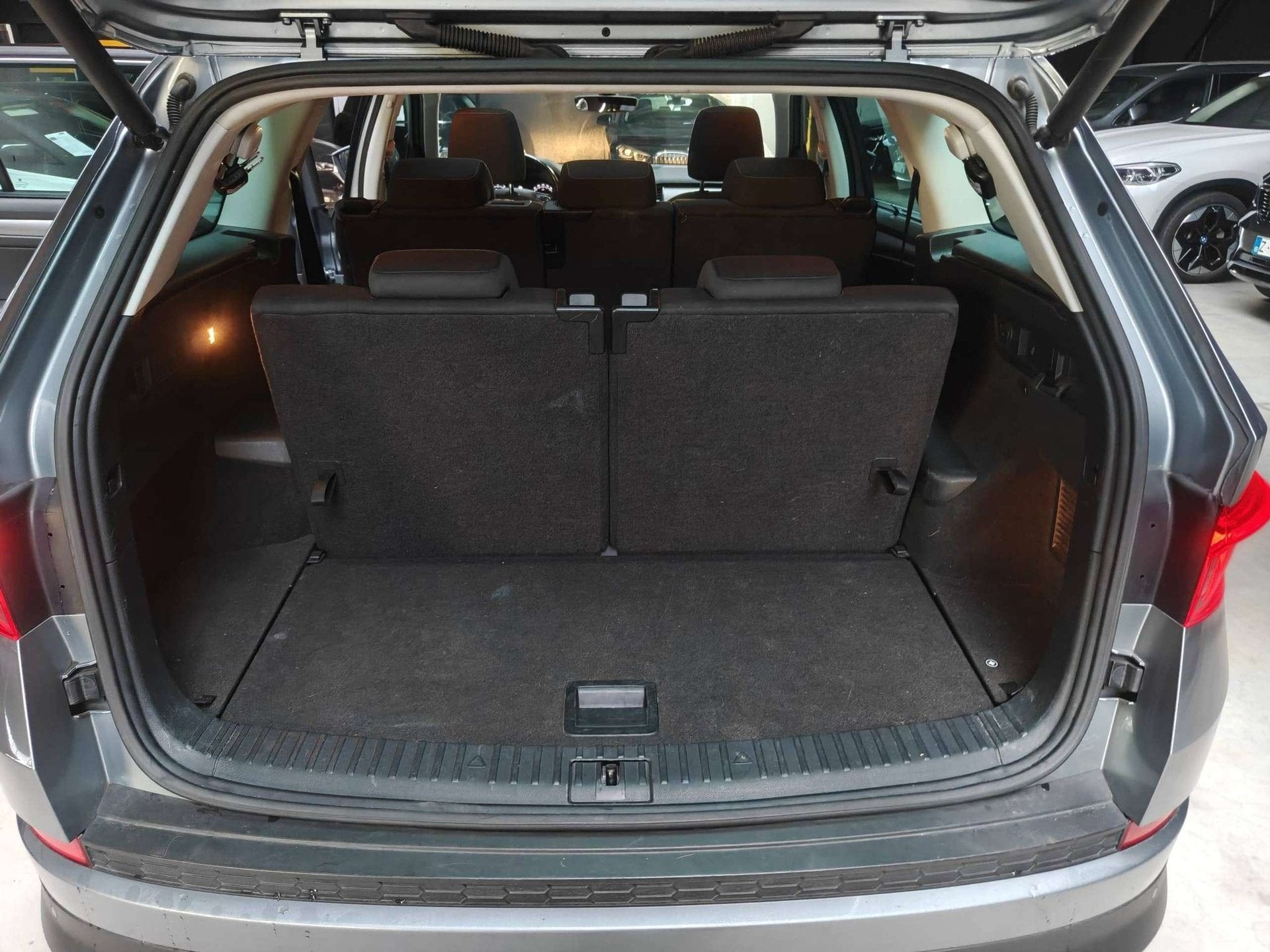 Skoda Kodiaq 1.5 TSI 7-zit/Pano/19 inch/CAM/Zetelverwarming/, Argent ou Gris, Achat, Entreprise, Noir
