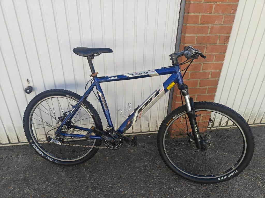 Vélo VTT alu très Bon Etat avec disque 26 pouce, Enlèvement ou Envoi