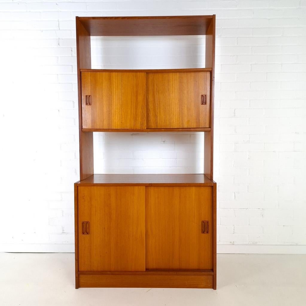 Vintage teak wandkast Deens design jaren 70, Antiek en Kunst, Ophalen