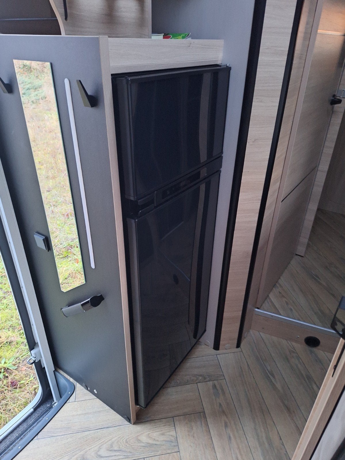 Chausson etap line 724, TV, Handgeschakeld, Elektrische ramen, Benzine