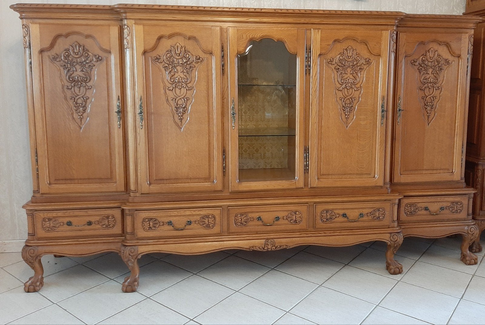 grande armoire Style : Chippendale, Enlèvement