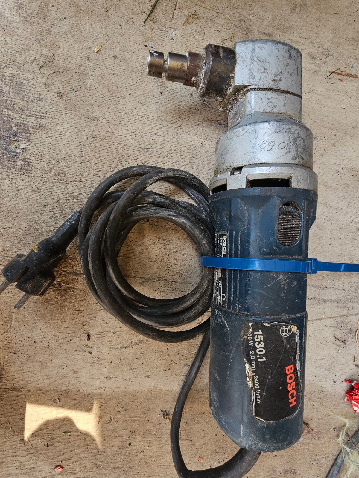 Bosch Knabbelschaar GNA 2,0, Ophalen