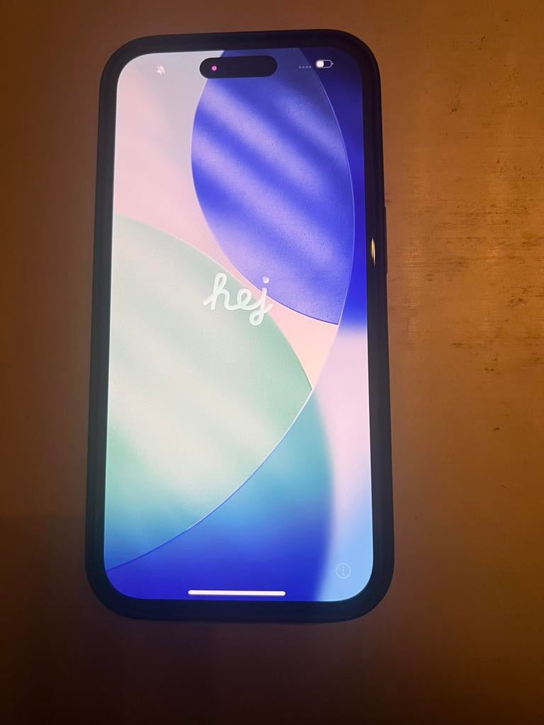 iPhone 16 nieuw gb128 hoesje bei470810730 WhatsApp ruilen, Ophalen of Verzenden, Zo goed als nieuw, IPhone 16