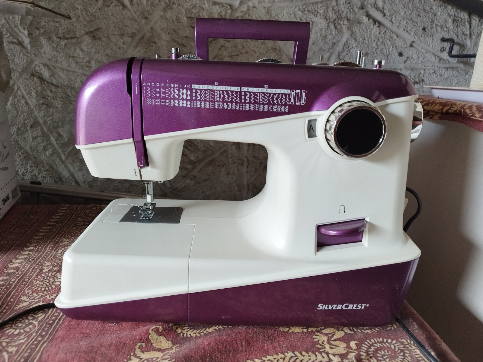 Machine à coudre., Naaimachine
