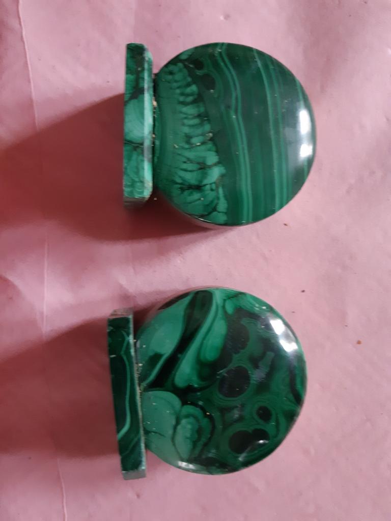 Pièces rares malachite "Présentoir cigarettes", Enlèvement