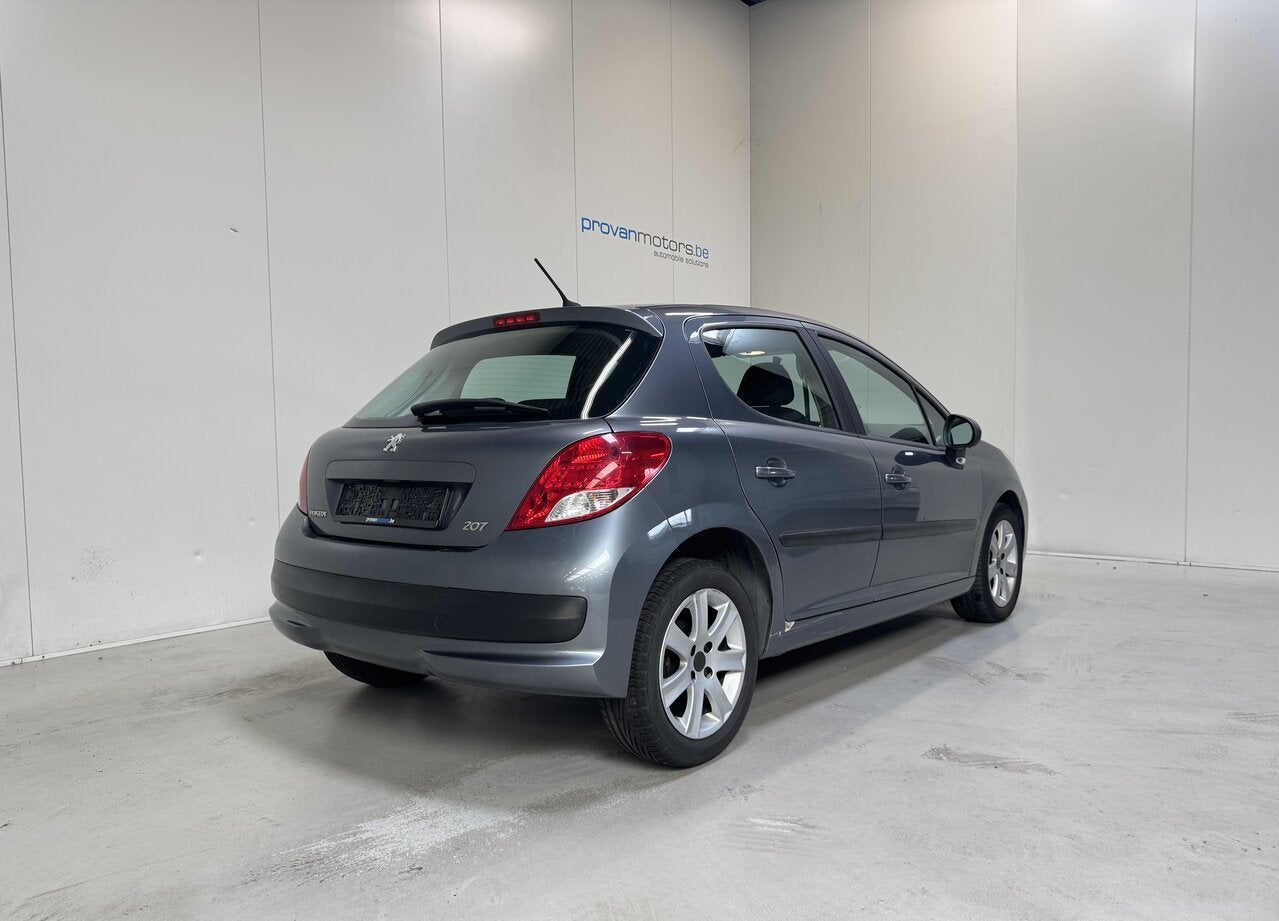 Peugeot 207 1.4 Benzine - Airco - Radio - Goede Staat!, Autos, 0 kg, Achat, 4 portes, Isofix