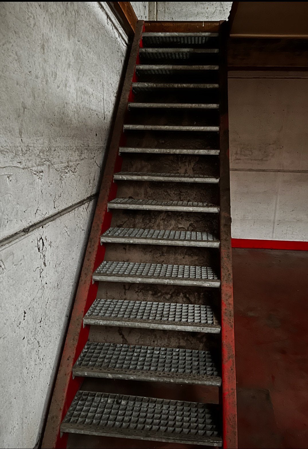 IJzeren trap, Doe-het-zelf en Bouw, Ophalen, Zo goed als nieuw, Trap