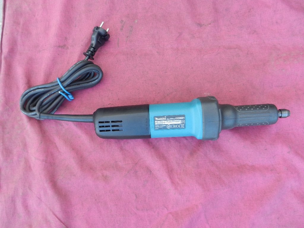Makita GD 0601 Rechte Slijper, Ophalen, Zo goed als nieuw, Minder dan 700 watt, Rechte handslijpmachine