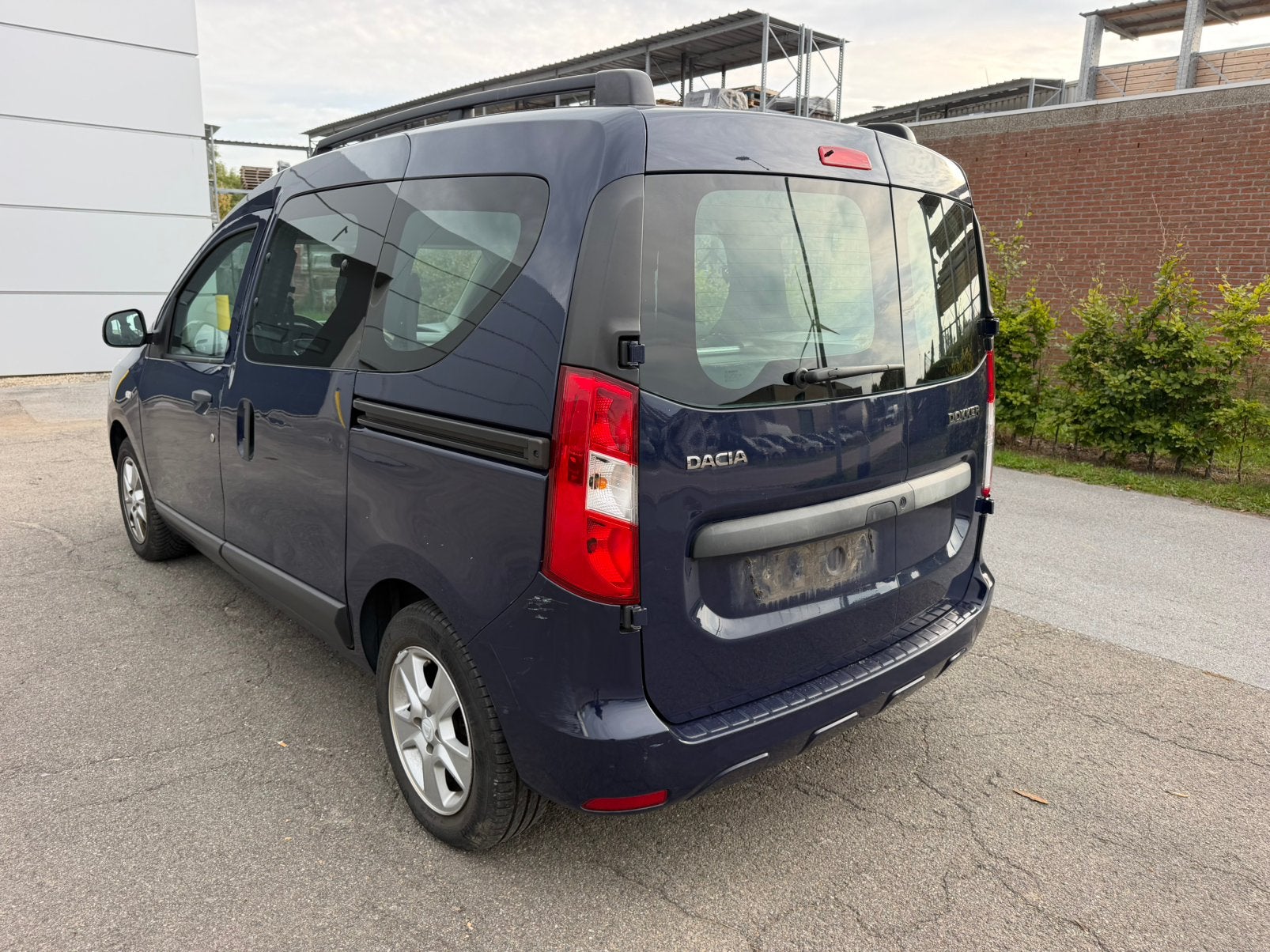 Dacia Dokker 1.5 diesel 66 Kw,Bj 2016,Euro 6 ,Airco, 5 Zit, Auto's, Voorwielaandrijving, Euro 6, 4 cilinders, Blauw
