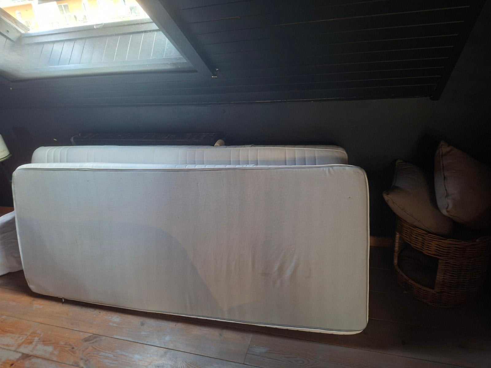 2 matelas en mousse viscoélastique de 80 x 2 m, parfait état, Enlèvement ou Envoi