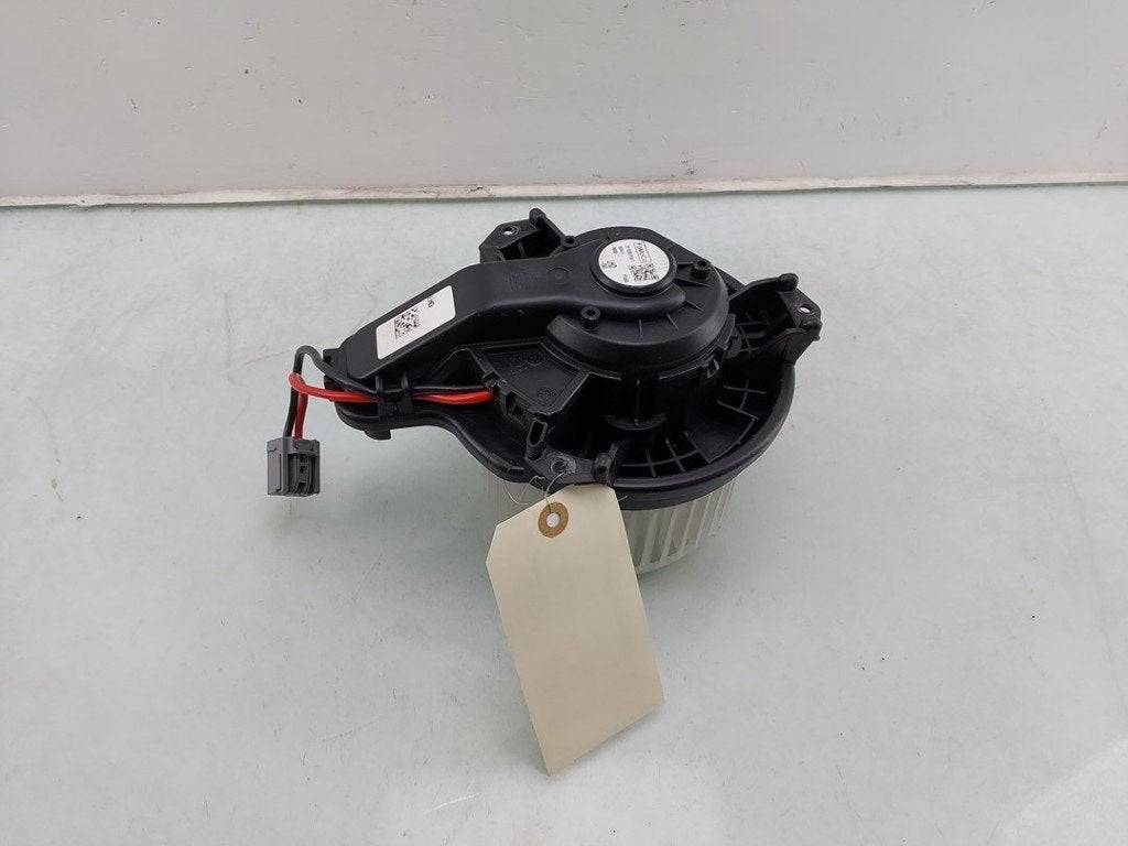 VENTILATEUR RADIATEUR MOTEUR Ford Focus 4 Wagon, Autos : Pièces & Accessoires, Utilisé, Ford