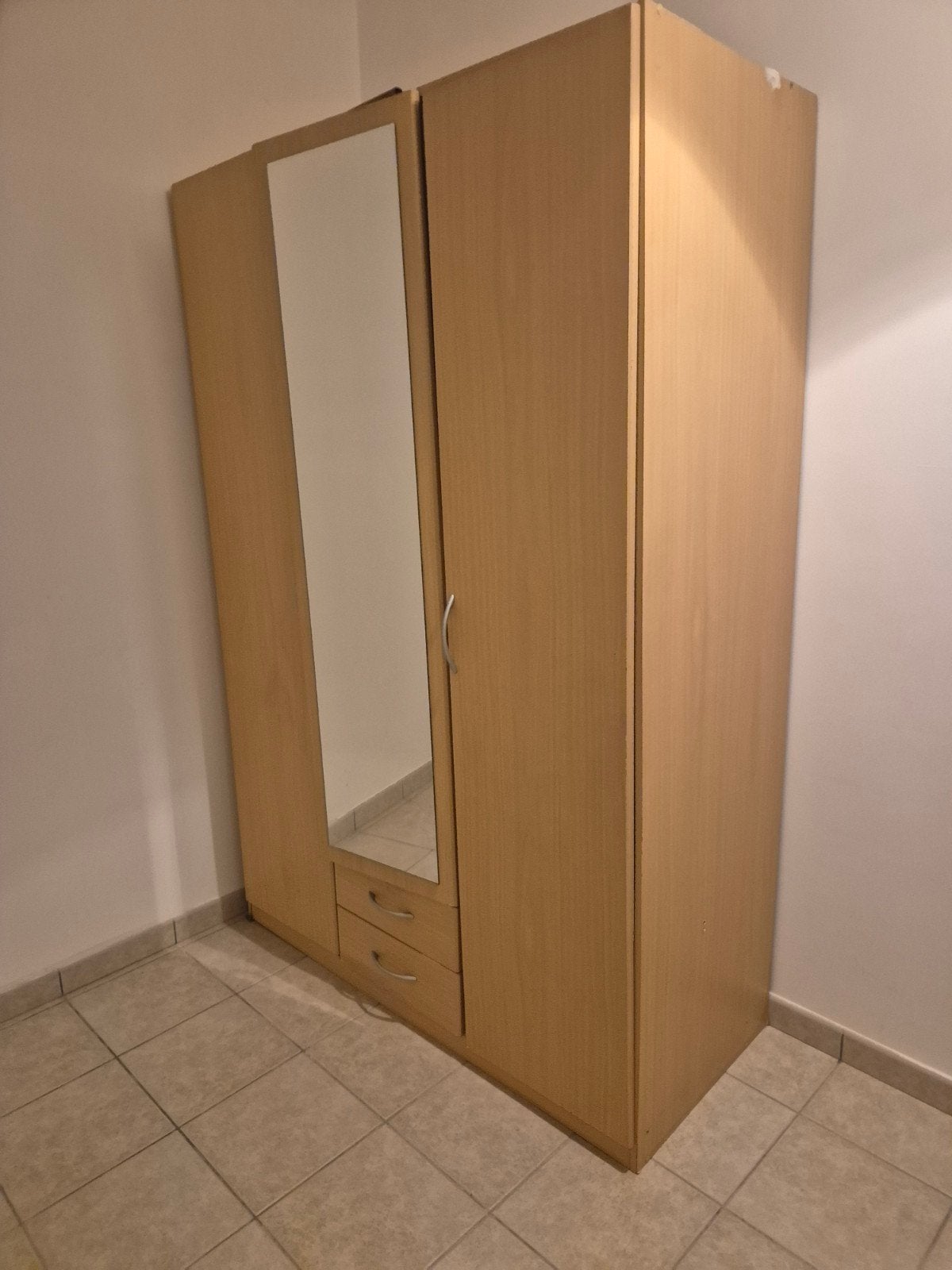gratis kleerkast, Huis en Inrichting, Ophalen, Gebruikt, 150 tot 200 cm, 150 tot 200 cm