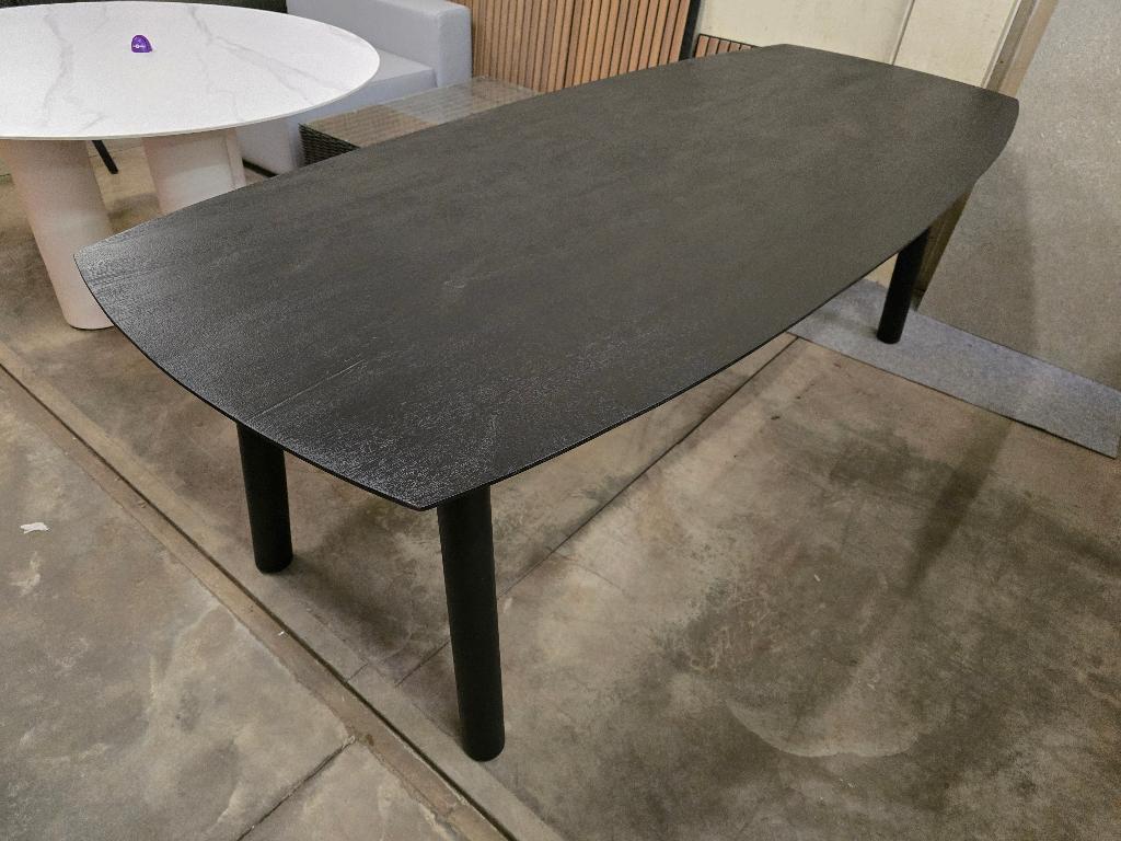 Table ovale solide danoise noire 240x100, Maison & Meubles, Tables | Tables à manger, Enlèvement, Comme neuf, Ovale