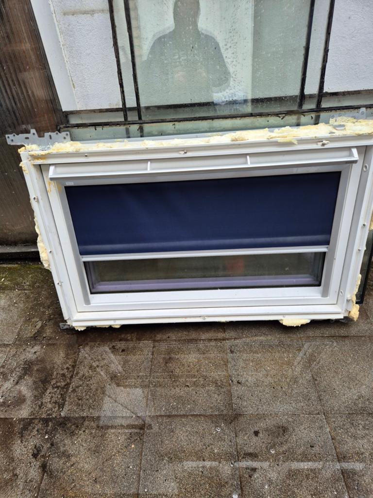 Velux dakraam GGL SK01 70×114 compleet met gootstukken, Doe-het-zelf en Bouw, Ophalen, Dakraam