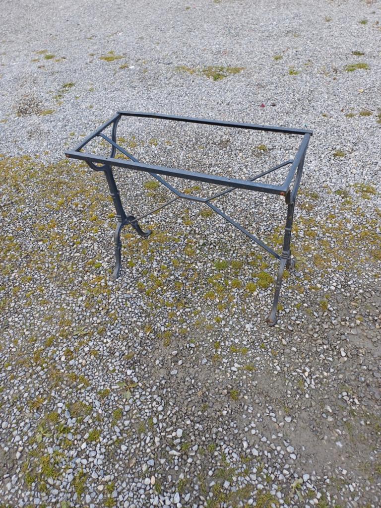 Smeedijzeren tafel zonder dienblad, Huis en Inrichting, Tafels | Bijzettafels, Rechthoekig, Hout, Ophalen