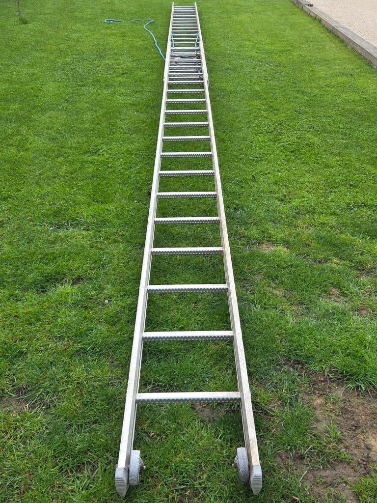 double échelle, Pliable ou rétractable/escamotable, Échelle, Enlèvement, Utilisé