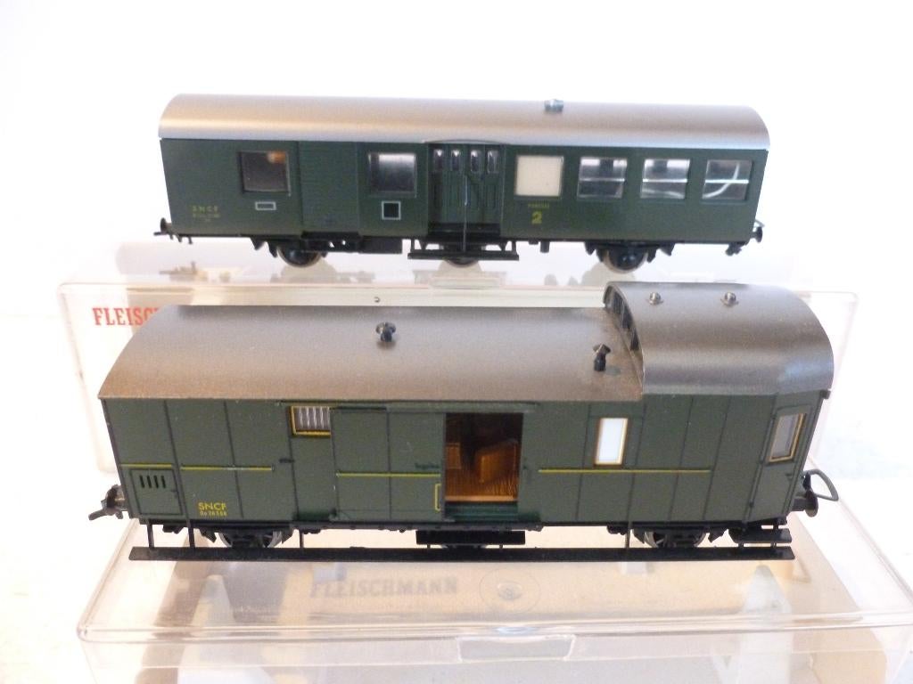 TRAINS HO, Gelijkstroom, Fleischmann, Wagon, Ophalen of Verzenden