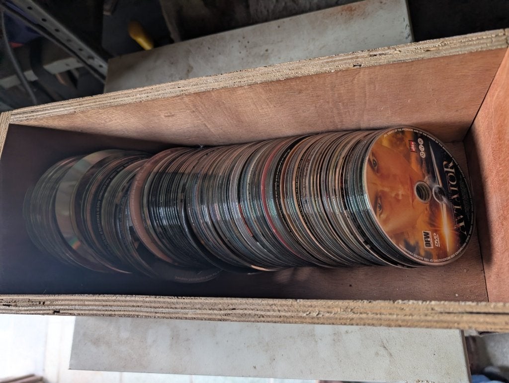 1500 Dvd's zonder doosje, bioscoop en / of erotiek, Ophalen, Zo goed als nieuw