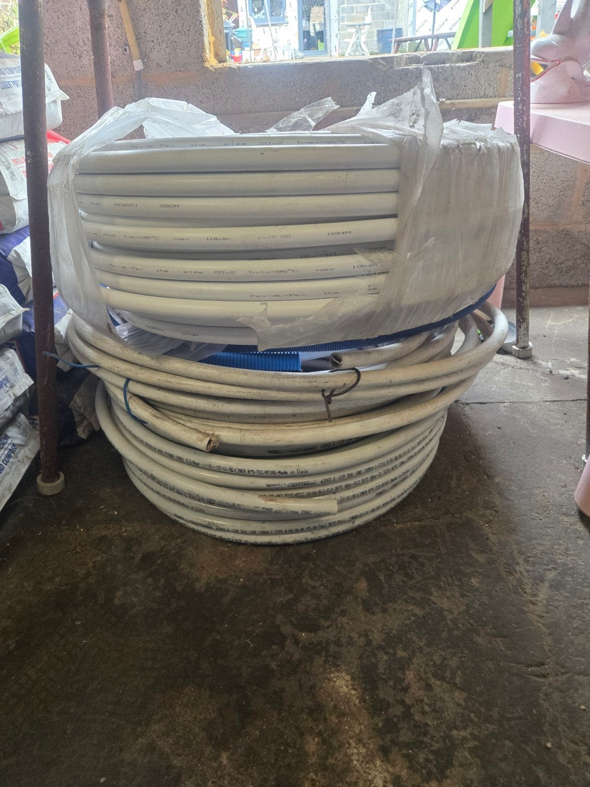 2 rouleau  de 100 mettre d apex  20x2, Enlèvement ou Envoi