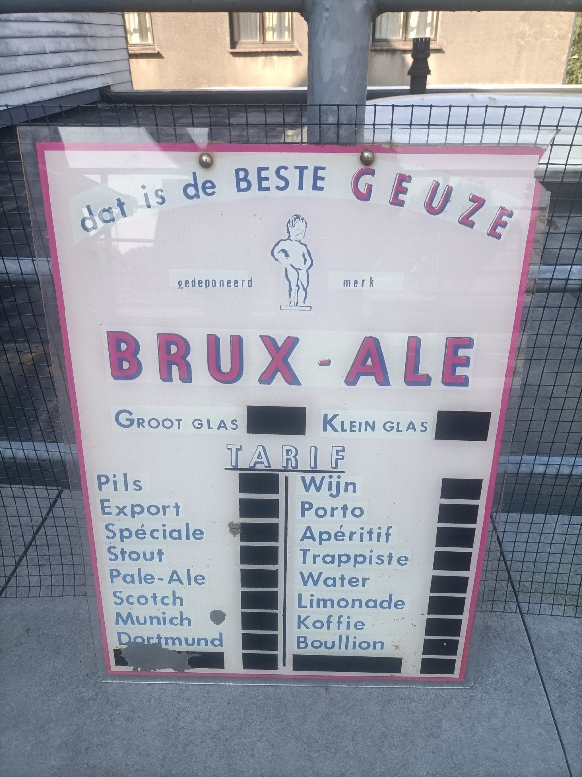 liste de prix du verre d'affichage publicitaire Geuze brux a, Enlèvement