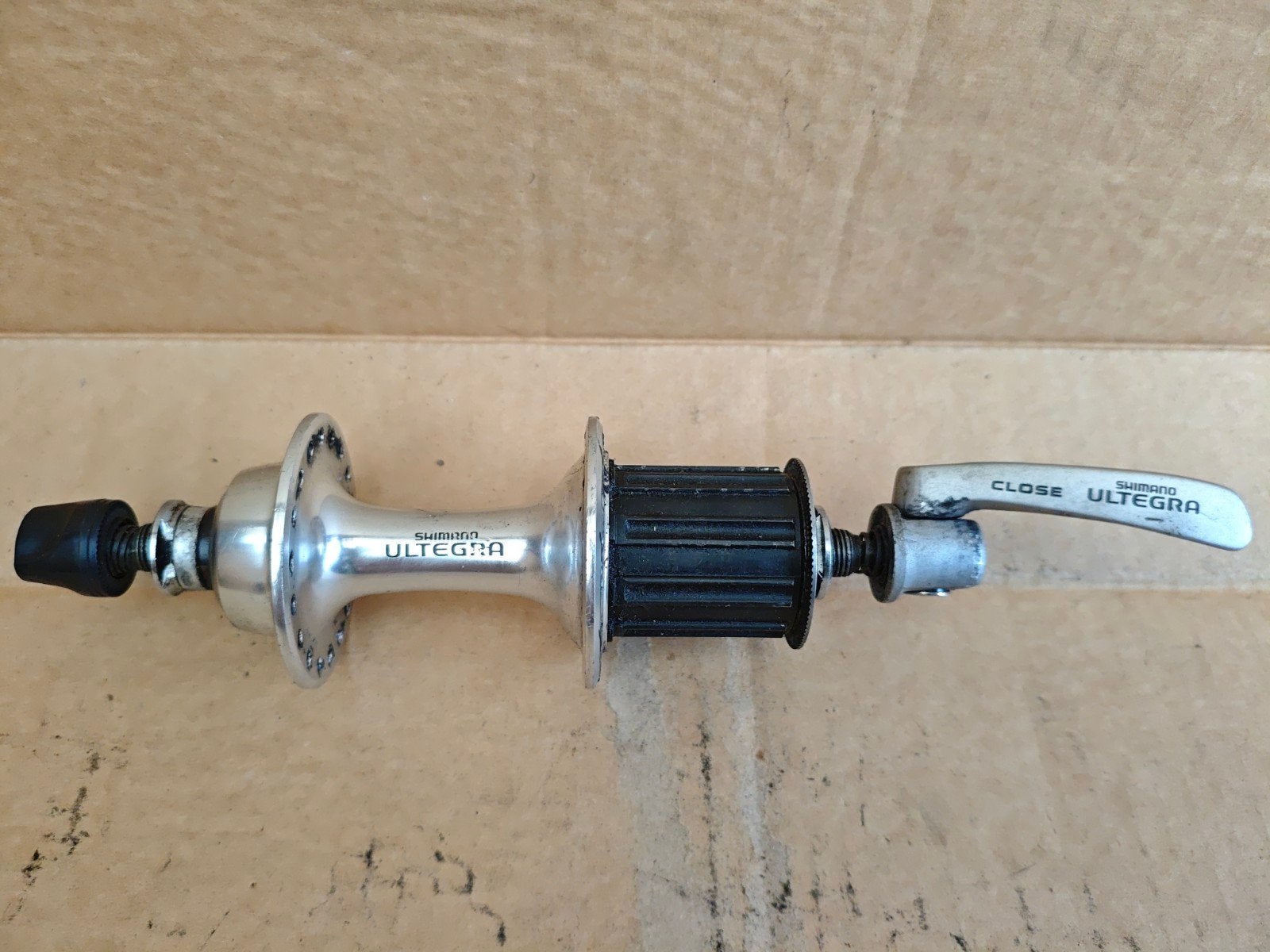 Ultegra achterwiel as., Enlèvement ou Envoi