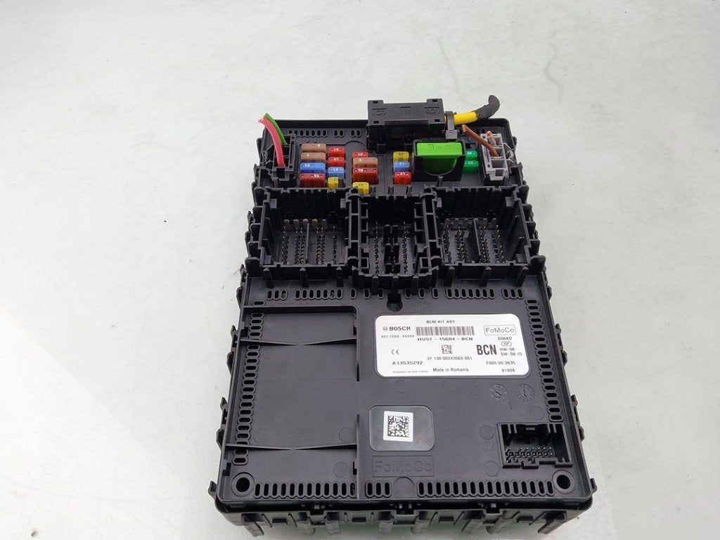 ZEKERINGKAST Ford Fiesta 7 (01-2017/07-2023), Robert Bosch AG, Gebruikt, Ford, Robert-Bosch-Allee 1
74232  Abstatt, DE