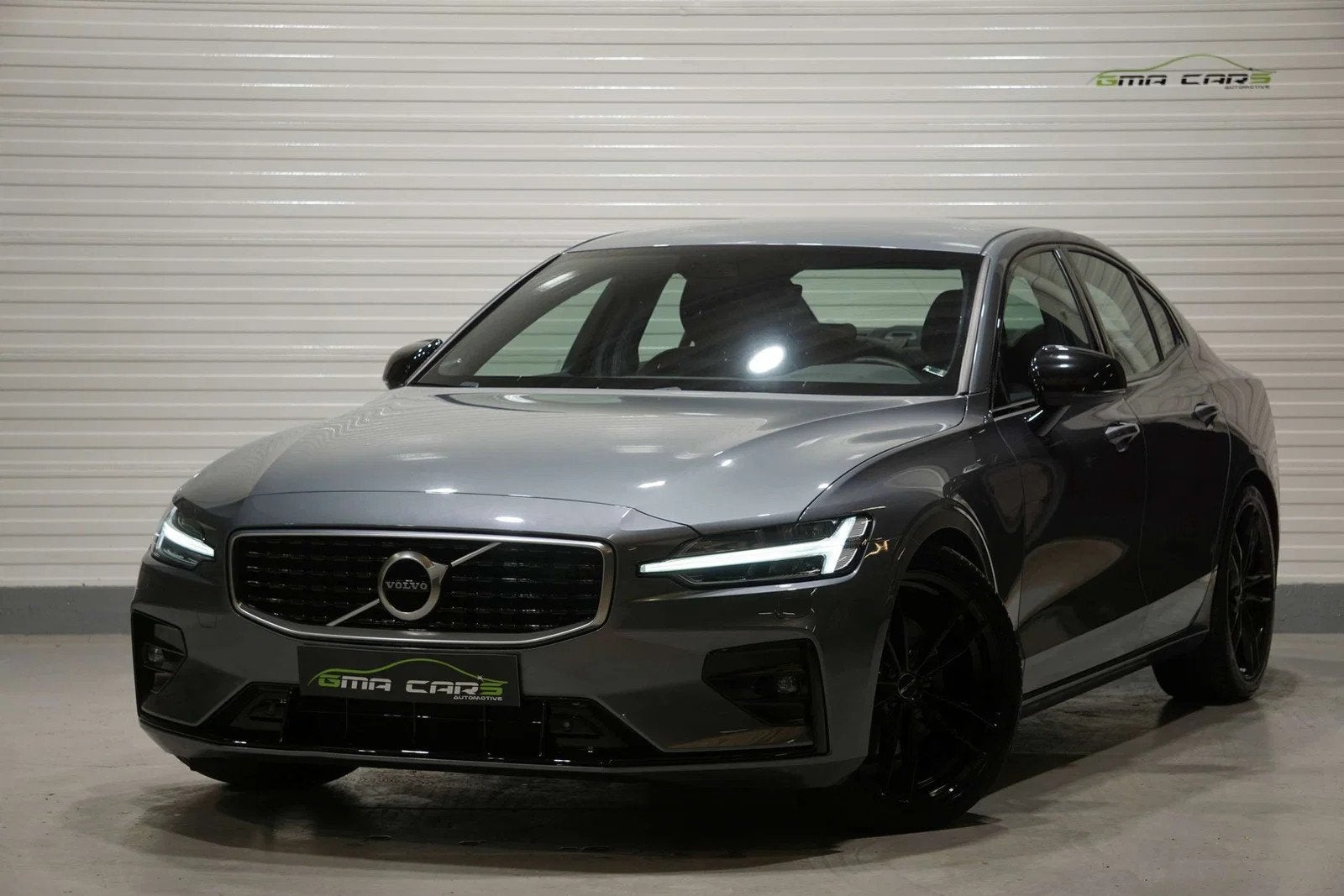 Volvo S60 S60 2.0 T4 Kinetic R-Design-Cam-Navi-Keyless-LijnA, Autos, Volvo, Entreprise, Achat, S60, ABS, Airbags, Air conditionné