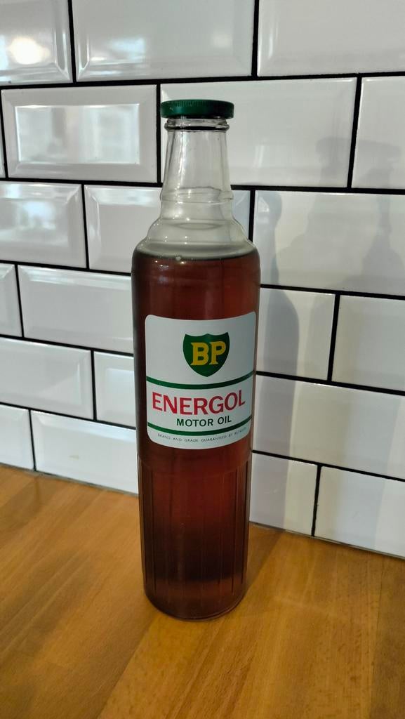 Bouteille d'huile moteur BP Energol, Enlèvement