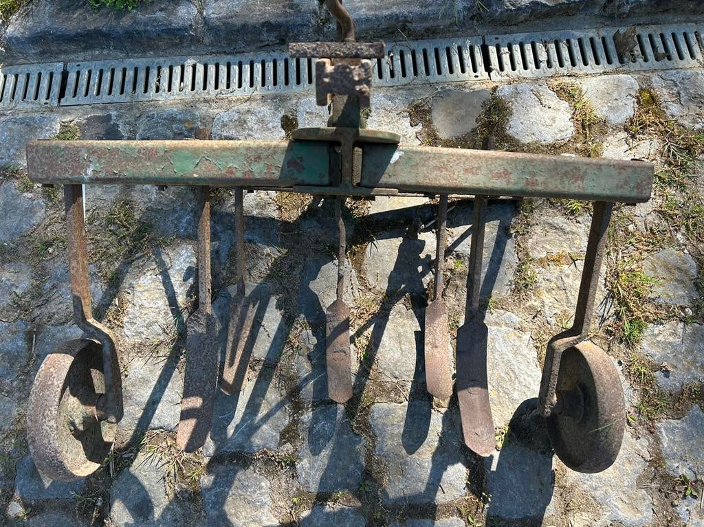 Cultivator en ploeg, Ophalen, Zo goed als nieuw, Cultivator