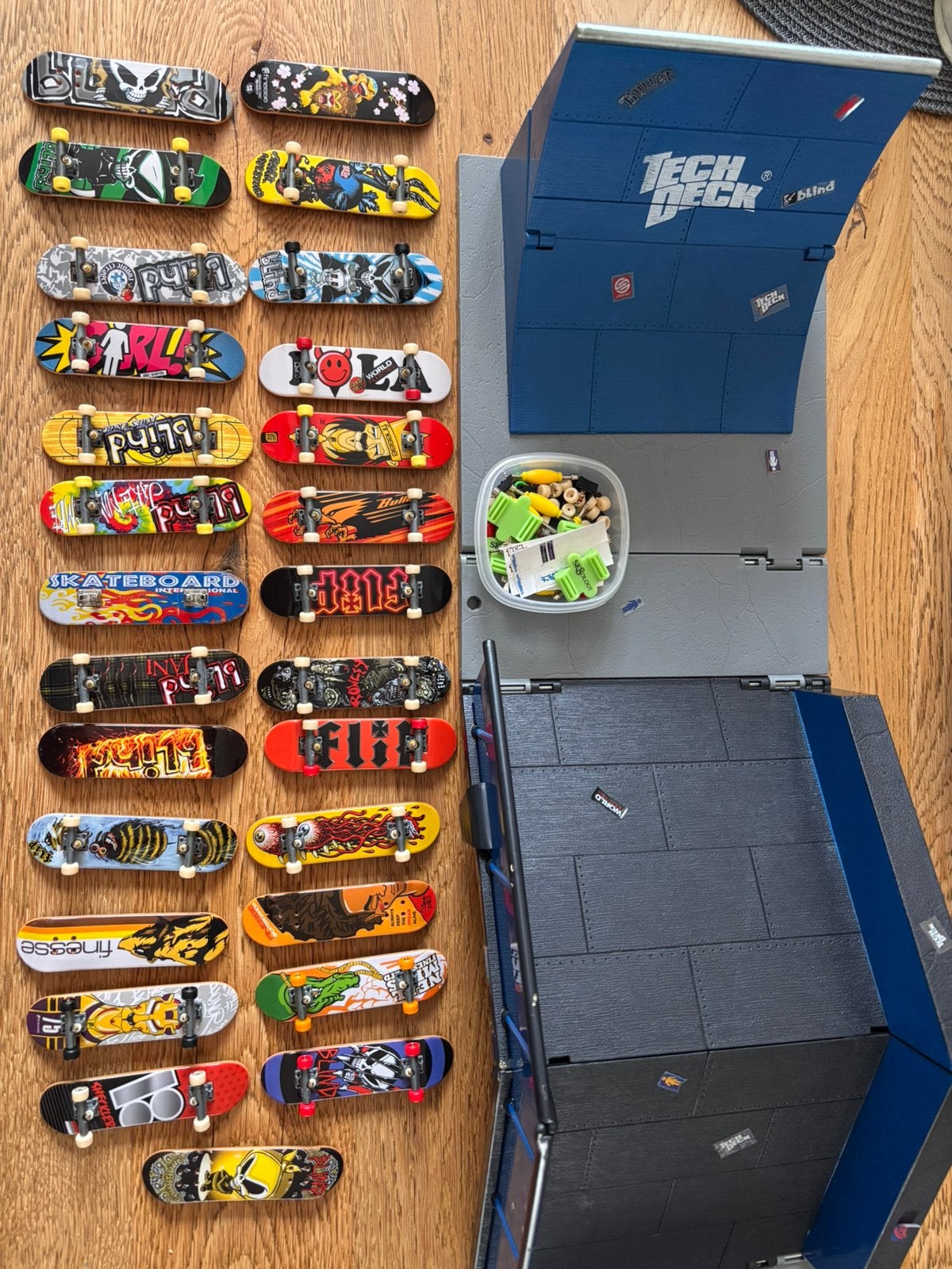 Tech Deck boards + skate park, Ophalen of Verzenden, Zo goed als nieuw